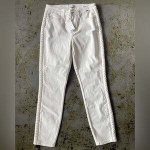 NWT Judy Blue Mid-Rise Relaxed Fit Jeans with Braid Side Seam Detail Size 9